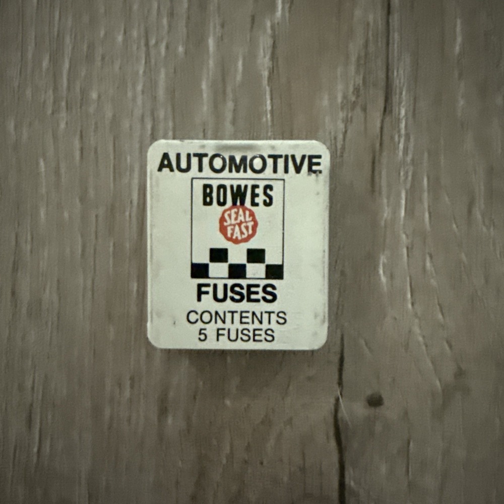 Vintage Bowes Seal Fast Automotive Fuses AGA 30 Advertising Tin 5 Fuses